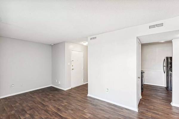 All you need and more: 3 BR, 1.5 BA in a vibrant community. - apts/housing for rent - apartment rent