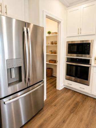 Like NEW 4-bedroom, 3-bathroom home in the desirable StoneRiver Subdiv - apts/housing for rent - apartment rent -... picture