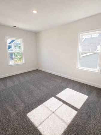 Like NEW 4-bedroom, 3-bathroom home in the desirable StoneRiver Subdiv - apts/housing for rent - apartment rent -... picture