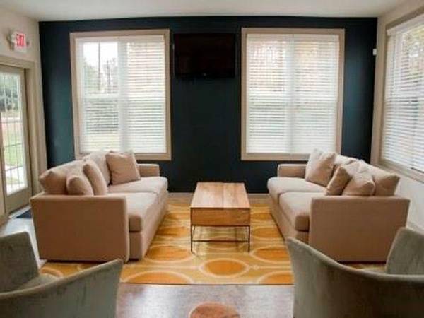 Blazing fast! High-speed internet available to residents! - apts/housing for rent - apartment rent picture