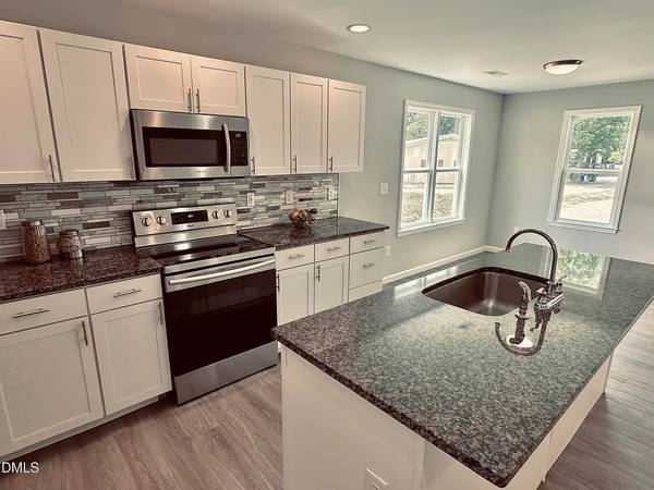 4 BR/3 Bath House for rent near downtown Carrboro - apts/housing for rent - apartment rent picture
