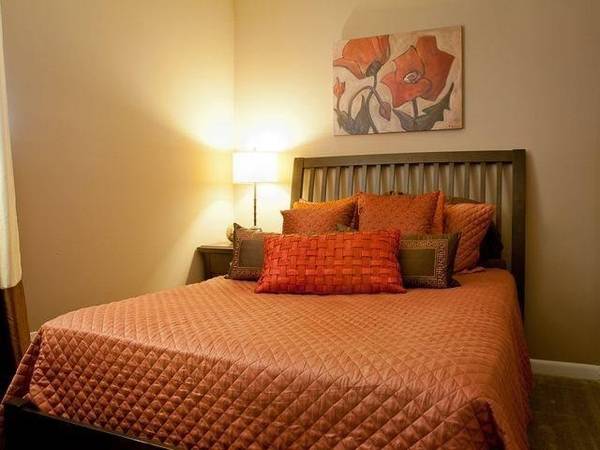 Happiness awaits you! 3 bed, 2.5 bath, 1300 sqft! - apts/housing for rent - apartment rent