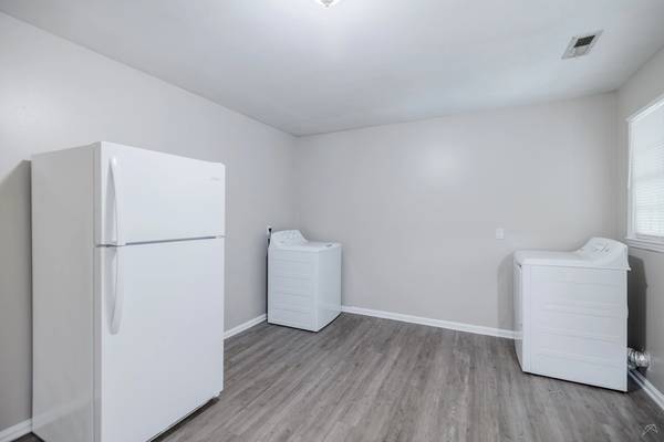 FOREST POINTE APARTMENTS - 🔥 MOVE IN SPECIAL + Reduced Rates - apts/housing for rent - apartment rent picture