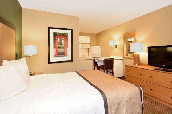 Forest Hills Move-In Special: No Admin Fee + Free Month - apts/housing for rent - apartment rent