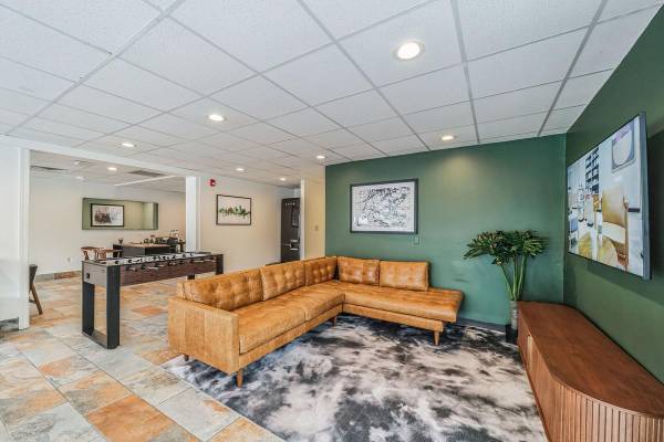Pet Friendly, On-Site Parking, Wireless Internet, Microwave - apts/housing for rent - apartment rent picture
