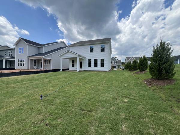 Brand-New Fully Furnished Luxury Home — All Utilities, Wi-Fi &amp; Lawn Ca - apts/housing for rent - apartment rent -... picture