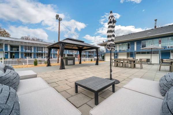 Turn Up the Savings This Summer: Lease Today Save $950 - apts/housing for rent - apartment rent picture