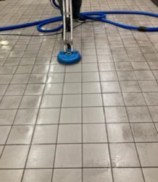 Marsinelli's Cleaning Service picture