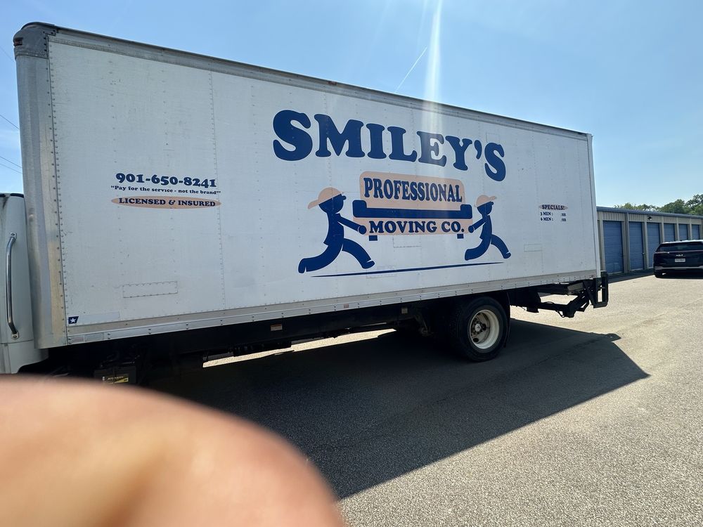 Smiley's Professional Moving Company picture