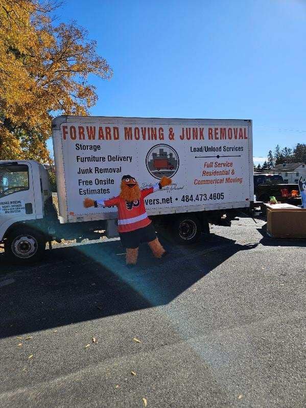 Forward Moving picture