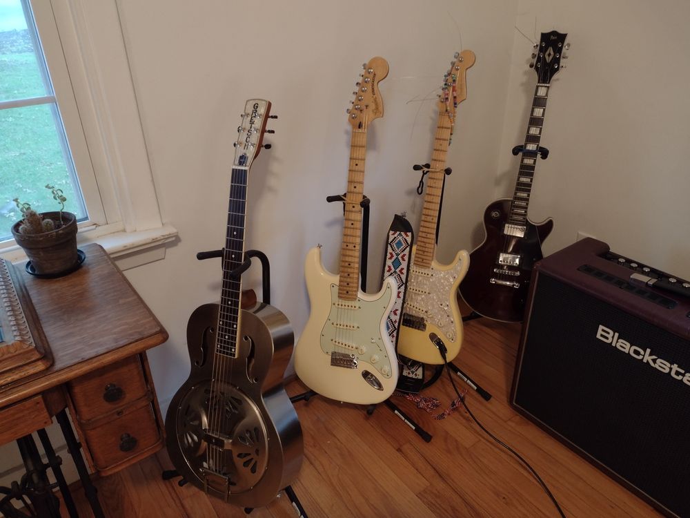 Tone Tailors Guitar Shop Lancaster picture