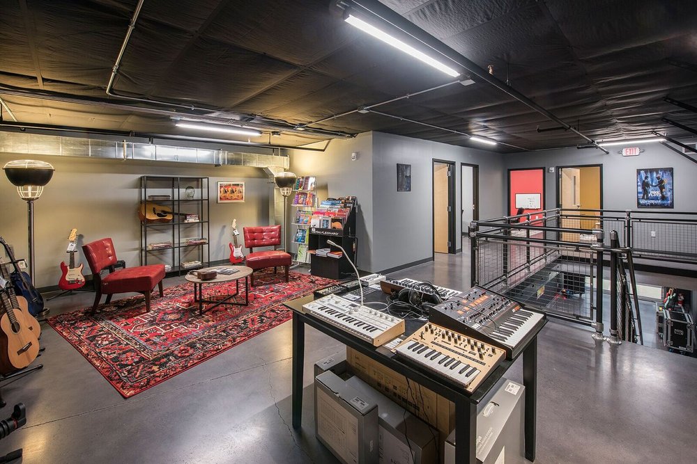 Tone Tailors Guitar Shop Lancaster picture