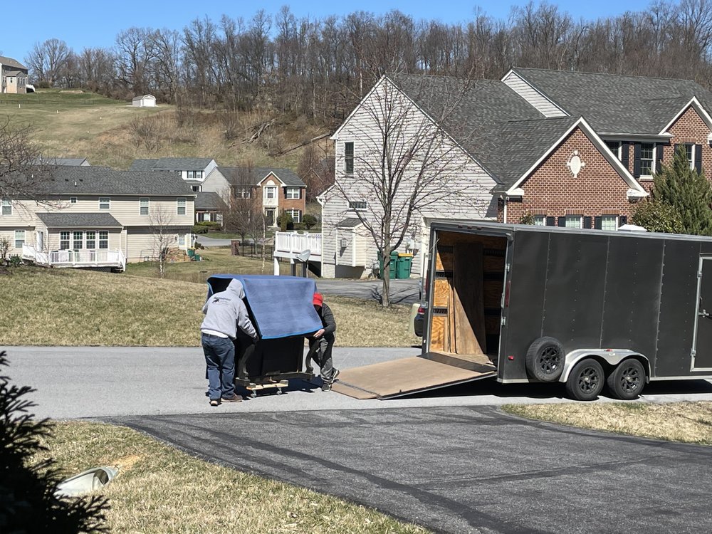 Professional Piano Movers picture