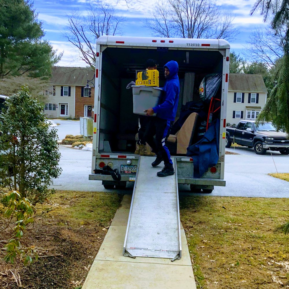 A to B Moving Service picture