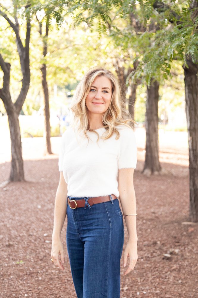 Hypnotherapy with Leah Crescenzo picture